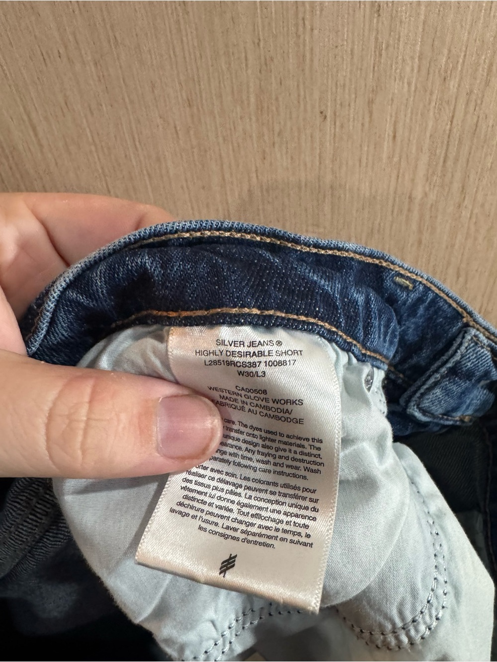 Silver Jeans Co Dark Wash Highly Desirable High-Rise Denim Shorts Size 30 - Picture 4 of 5